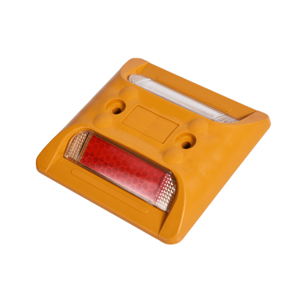 10 10 ROAD STUD /REFLEKTİFLİ YOL BUTONU